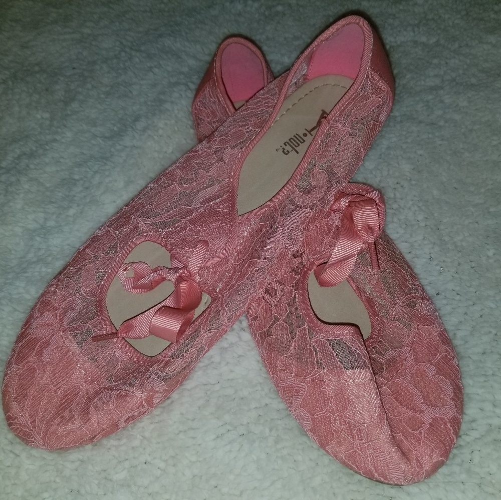 peach color ballerina shoes